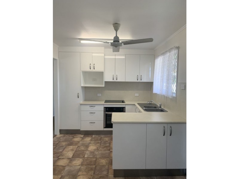 8 Colby Court, Beaconsfield QLD 4740