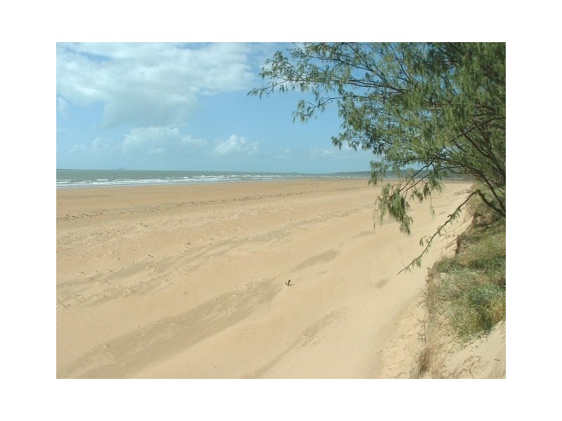 143 Rasmussen Avenue, Hay Point QLD 4740
