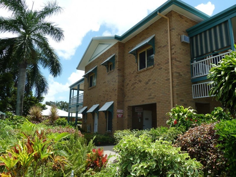 8/4 Don Wright Court, Andergrove QLD 4740