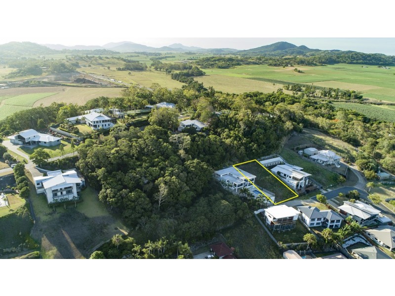 77 Cinnamon Drive, Glenella QLD 4740