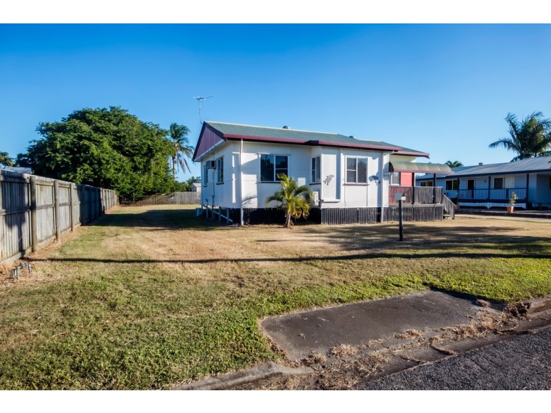 26 Perkins Street, North Mackay QLD 4740