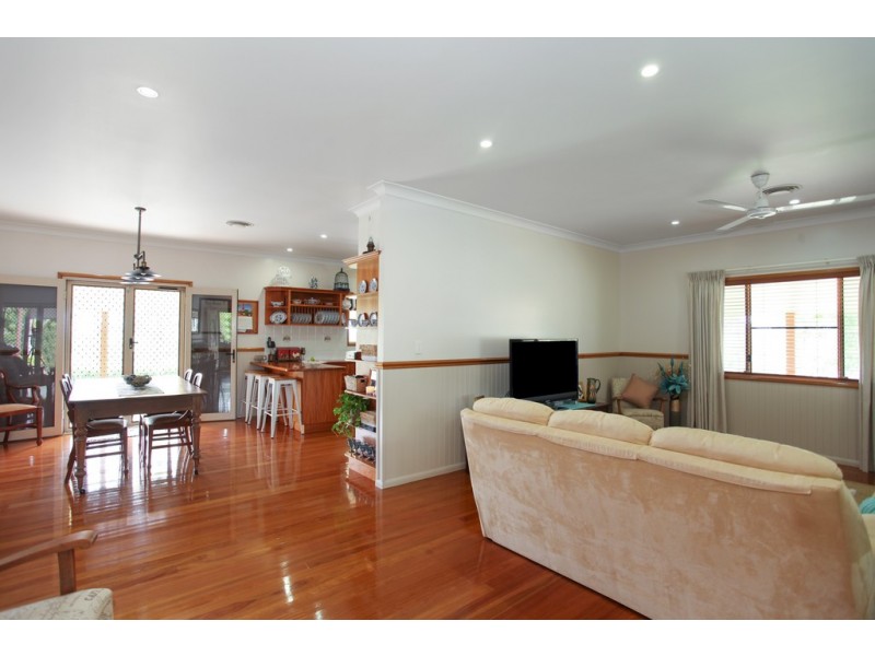 2 Stoney Creek Road, Eton QLD 4741