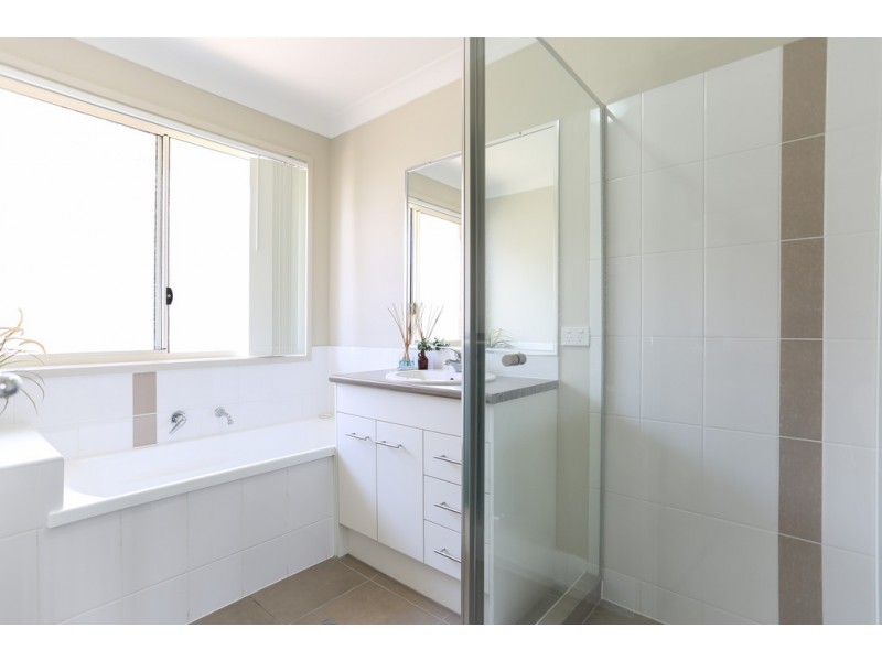 66 Dawson Boulevard, Rural View QLD 4740