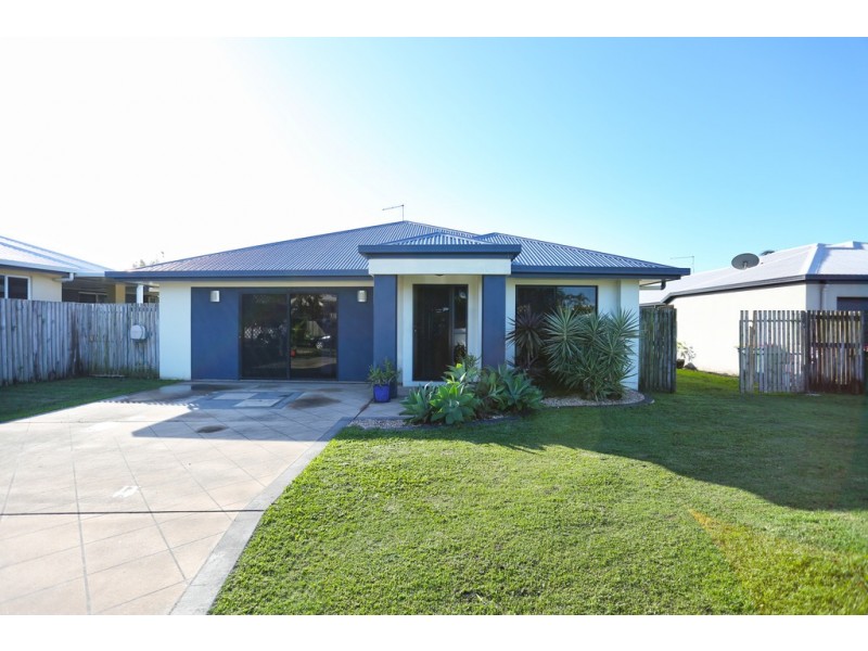 6 Helvellyn Street, Eimeo QLD 4740