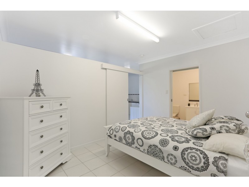 6 Helvellyn Street, Eimeo QLD 4740