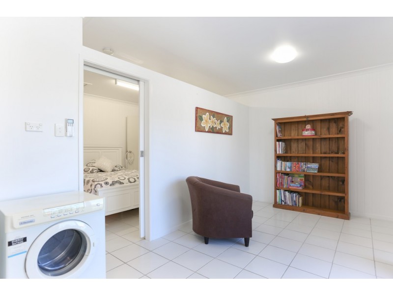 6 Helvellyn Street, Eimeo QLD 4740