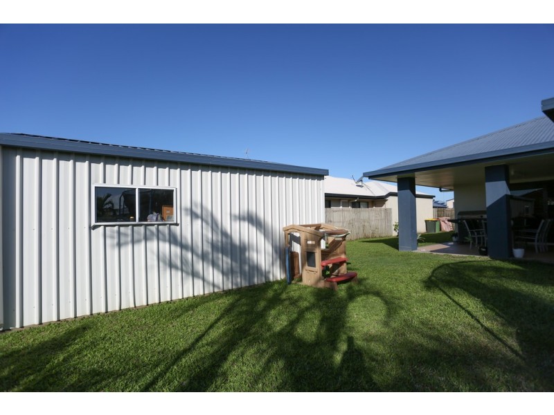 6 Helvellyn Street, Eimeo QLD 4740