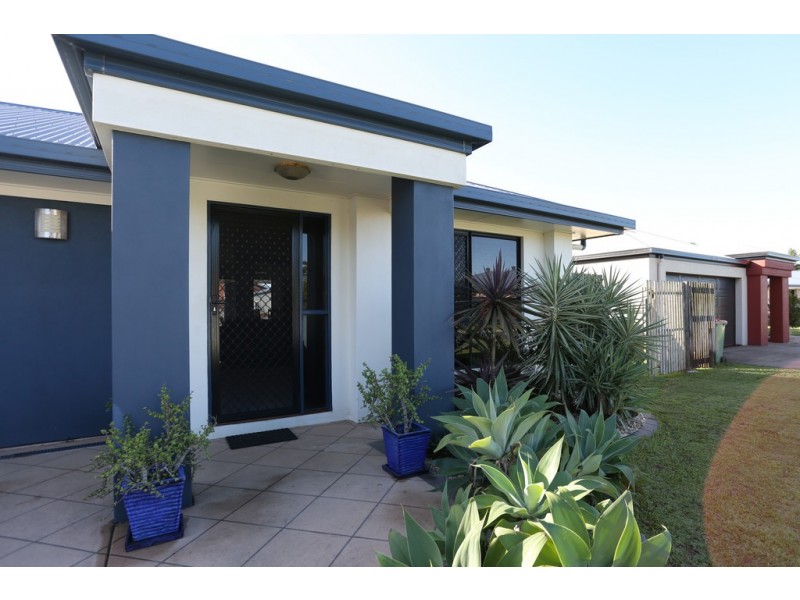 6 Helvellyn Street, Eimeo QLD 4740