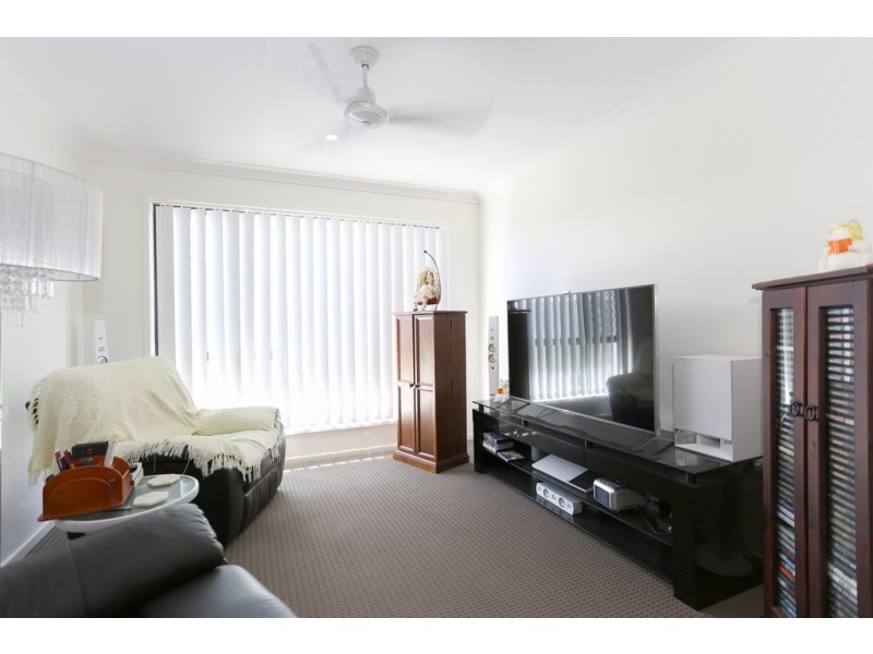 176 Whitehaven Drive, Blacks Beach QLD 4740