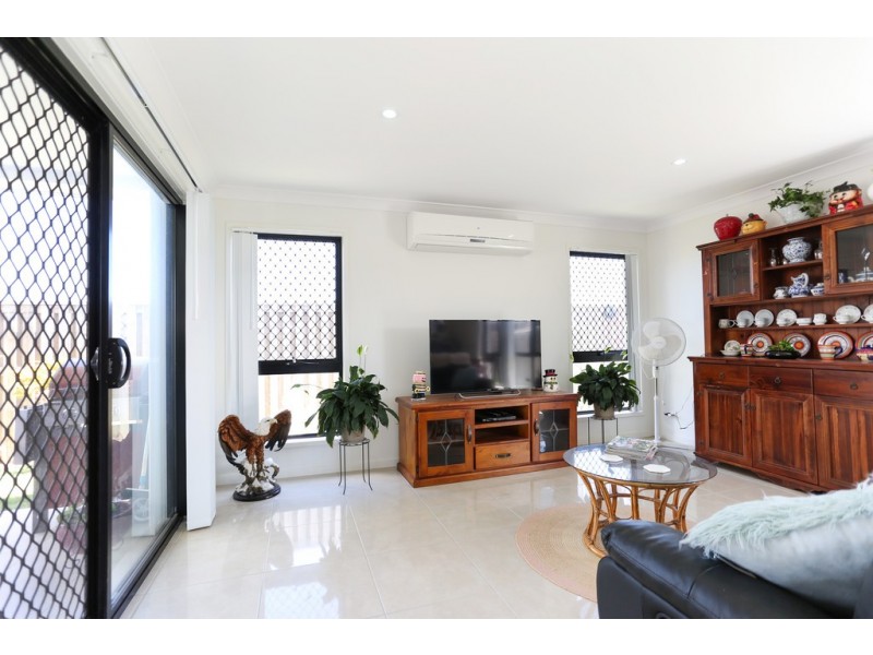 176 Whitehaven Drive, Blacks Beach QLD 4740