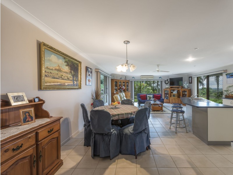 114-116 Cape Hillsborough Road, Ball Bay QLD 4741