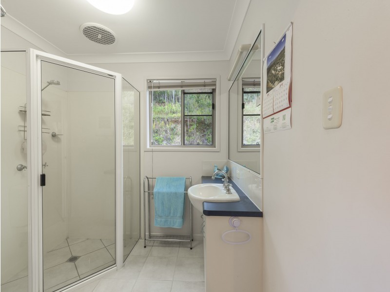 114-116 Cape Hillsborough Road, Ball Bay QLD 4741