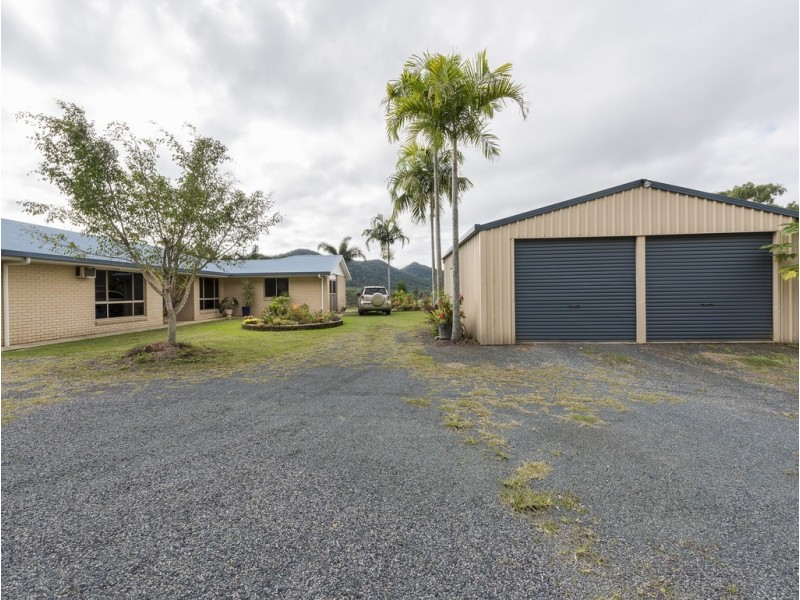 114-116 Cape Hillsborough Road, Ball Bay QLD 4741