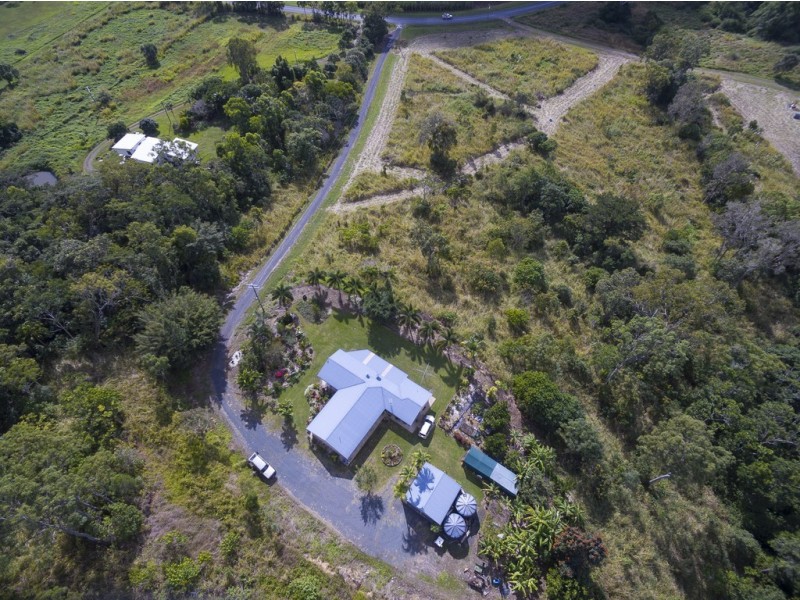 114-116 Cape Hillsborough Road, Ball Bay QLD 4741