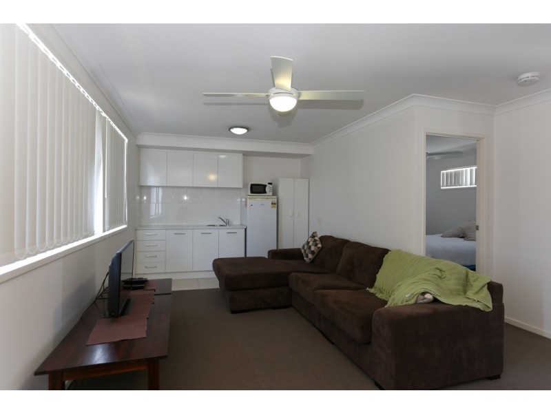 5 Elgans Parade, Eimeo QLD 4740