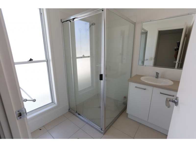 5 Elgans Parade, Eimeo QLD 4740