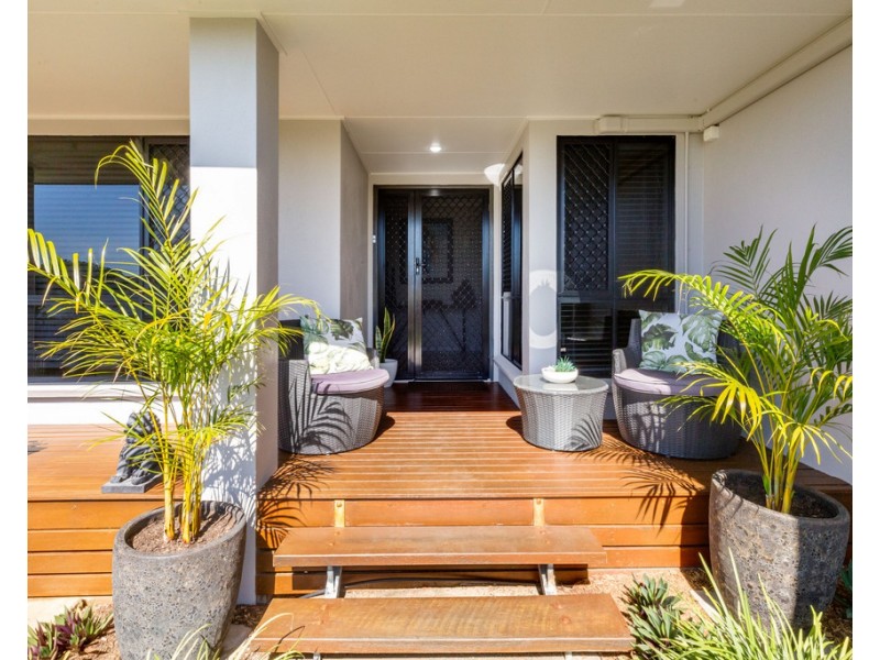 19 Botha Street, Blacks Beach QLD 4740