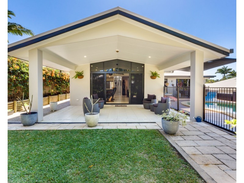 19 Botha Street, Blacks Beach QLD 4740