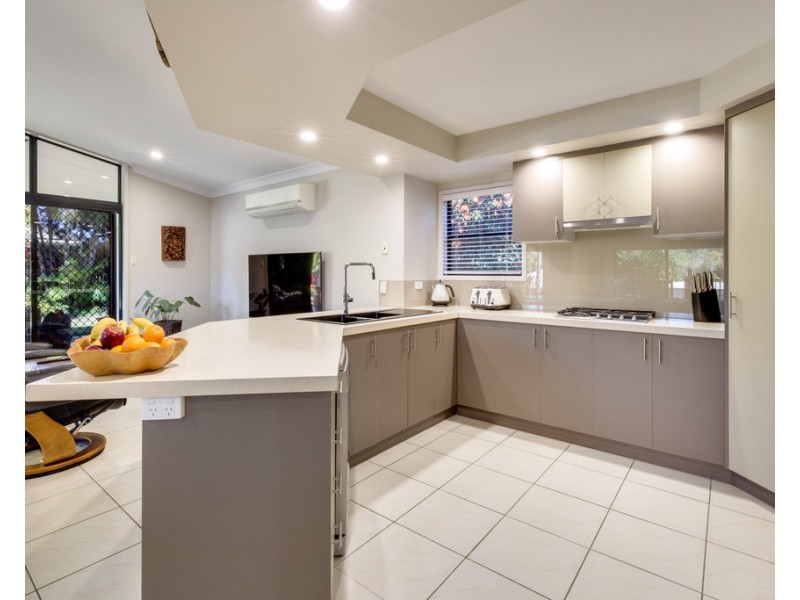 19 Botha Street, Blacks Beach QLD 4740