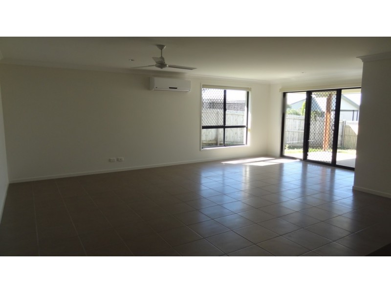 20 Hinze Circuit, Rural View QLD 4740