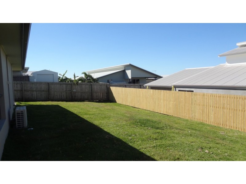 20 Hinze Circuit, Rural View QLD 4740