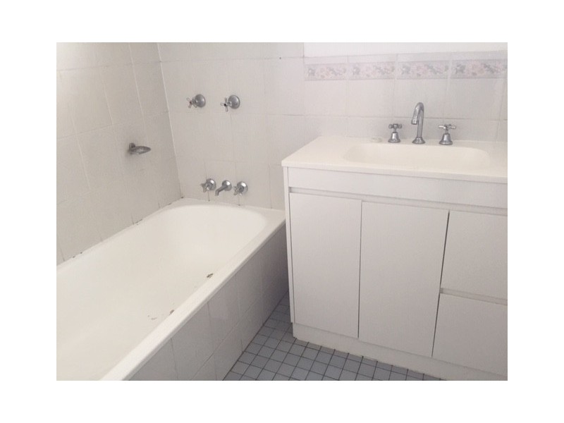 76 Investigator Street, Andergrove QLD 4740