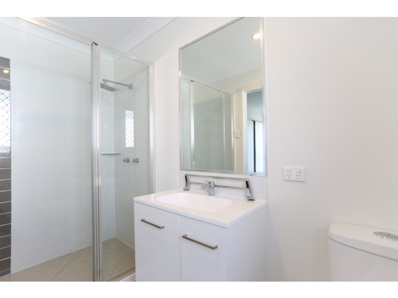 48 Donovan Street, Blacks Beach QLD 4740
