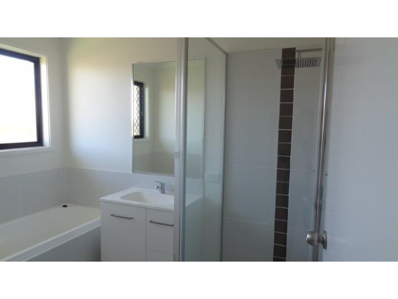 48 Donovan Street, Blacks Beach QLD 4740