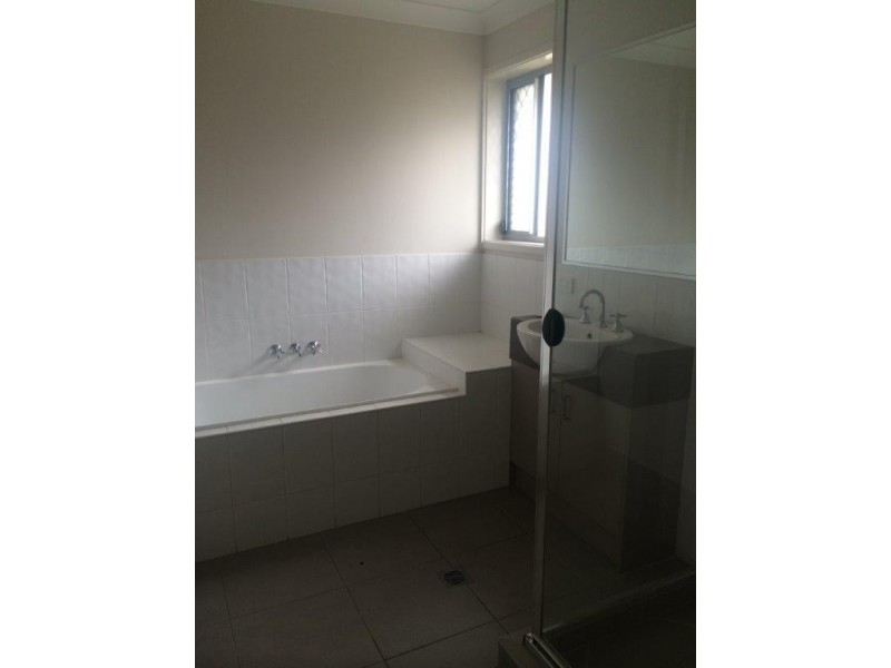 71 Newport Parade, Blacks Beach QLD 4740