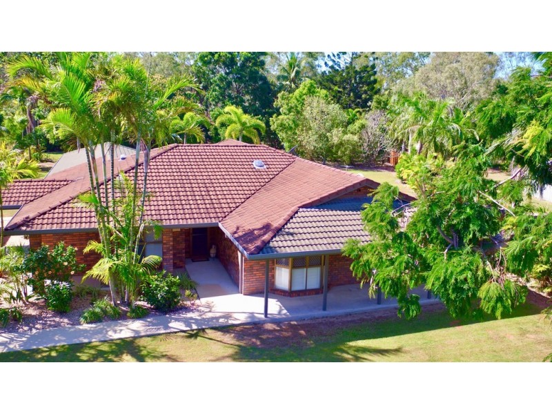 13 Sunset Beach Court, Shoal Point QLD 4750