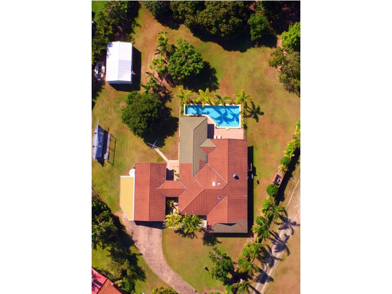 13 Sunset Beach Court, Shoal Point QLD 4750