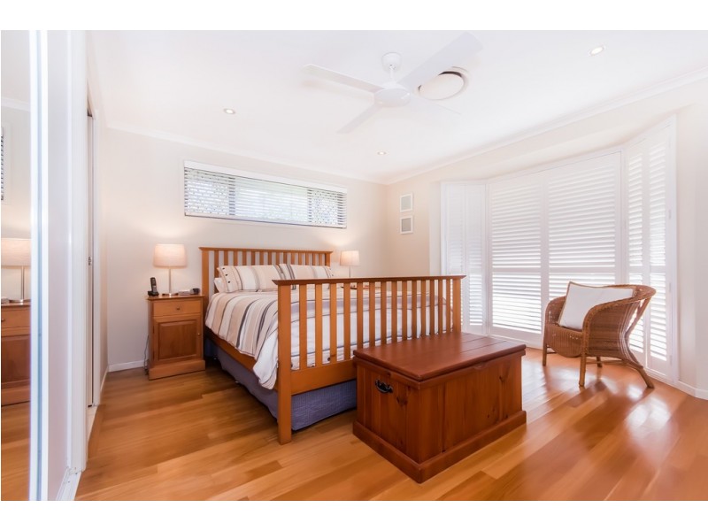 13 Sunset Beach Court, Shoal Point QLD 4750