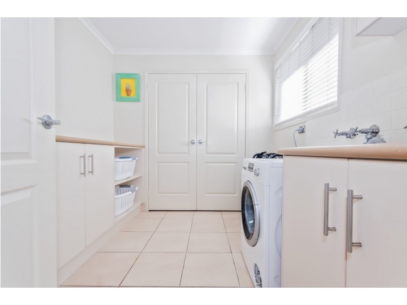 13 Sunset Beach Court, Shoal Point QLD 4750