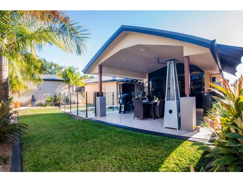 5 Tribute Court, Glenella QLD 4740