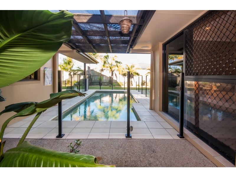 5 Tribute Court, Glenella QLD 4740