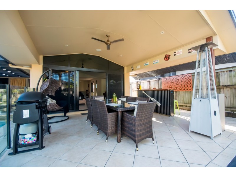 5 Tribute Court, Glenella QLD 4740