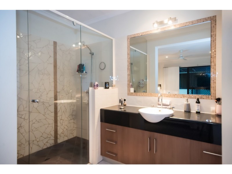 5 Tribute Court, Glenella QLD 4740