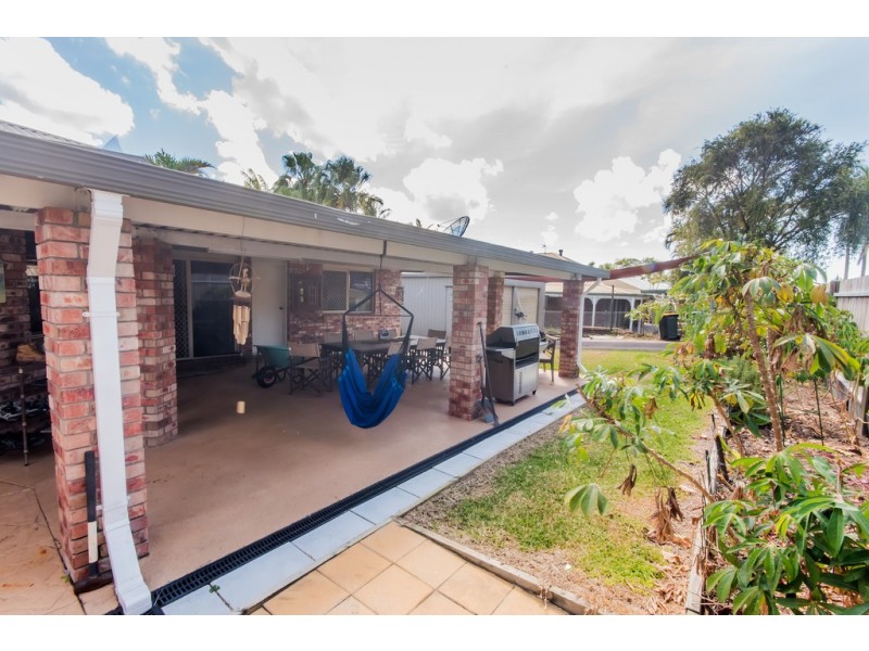 46 Bradman Drive, Glenella QLD 4740