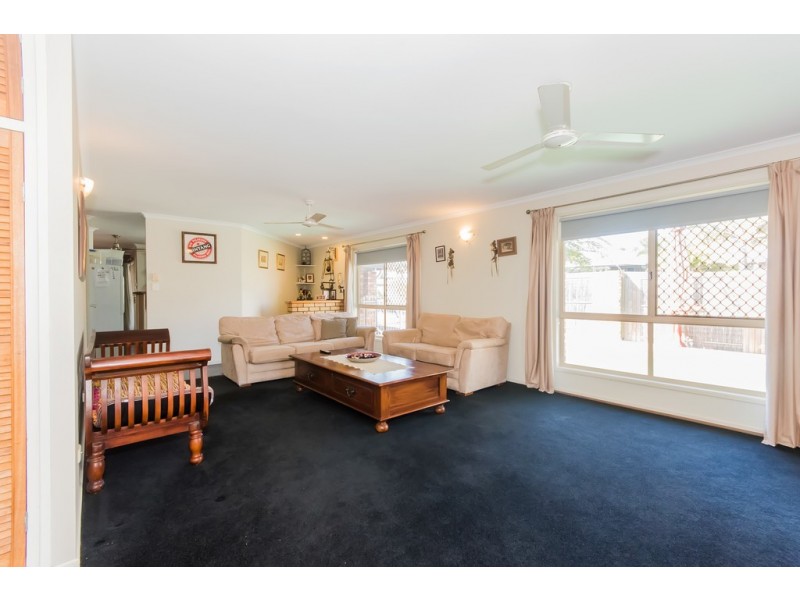 46 Bradman Drive, Glenella QLD 4740