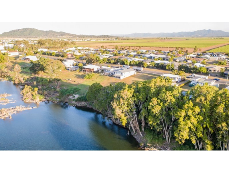 318 Anzac ave, Marian QLD 4753