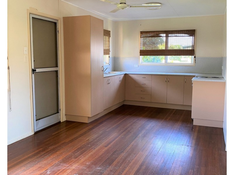 22 Pharlap Parade, Ooralea QLD 4740