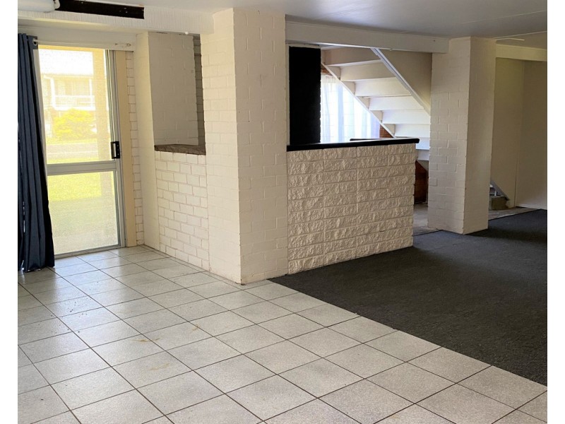 22 Pharlap Parade, Ooralea QLD 4740