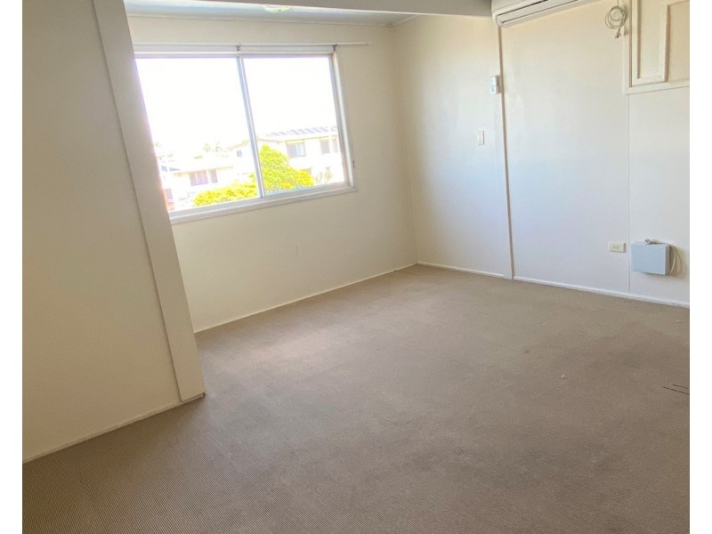 22 Pharlap Parade, Ooralea QLD 4740