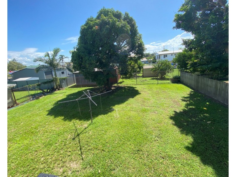 22 Pharlap Parade, Ooralea QLD 4740
