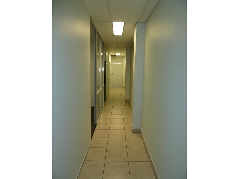 64 Victoria, Mackay QLD 4740