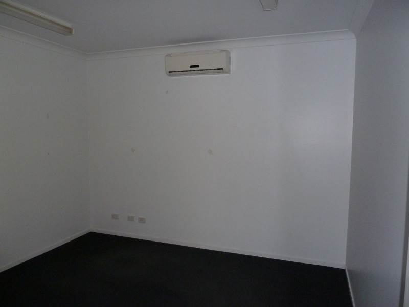 64 Victoria, Mackay QLD 4740