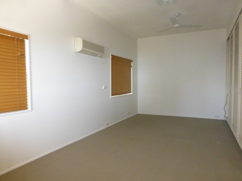 50 Ocean Avenue, Slade Point QLD 4740