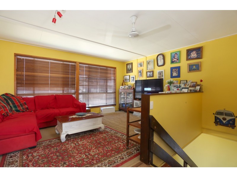 18 Pharlap Parade, Ooralea QLD 4740