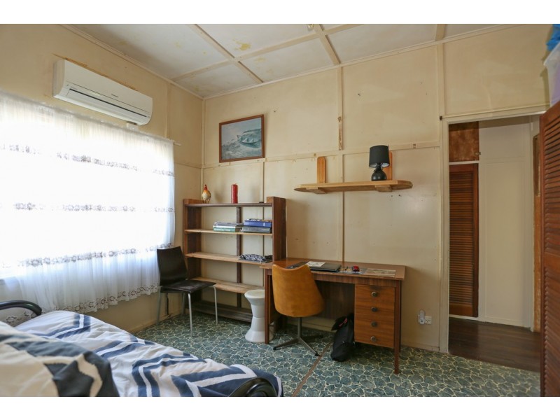 26 Scanlan Street, East Mackay QLD 4740