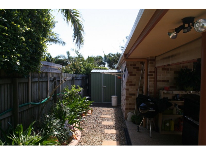 27 Marine Parade, Bucasia QLD 4750
